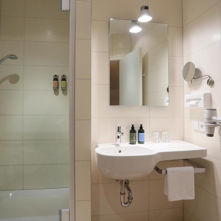MOMA1890 Boutique Hotel - Urban Doppelzimmer - 13