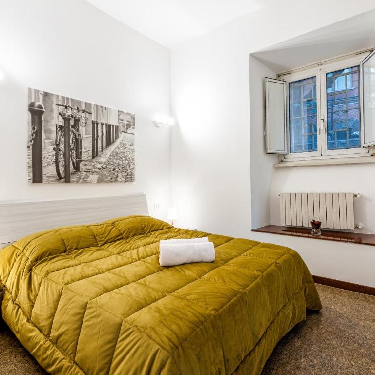 Tour de Rome - Two-Bedroom Apartment - 11