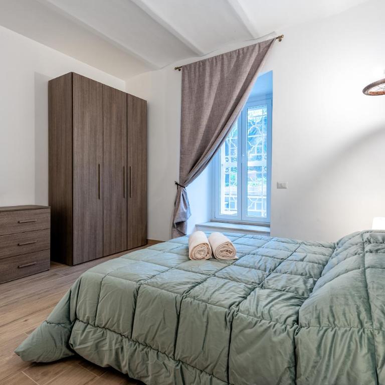 Tour de Rome - Two-Bedroom Apartment - 25