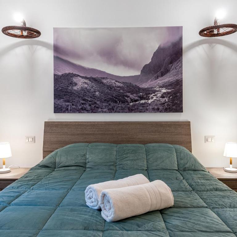 Tour de Rome - Two-Bedroom Apartment - 32