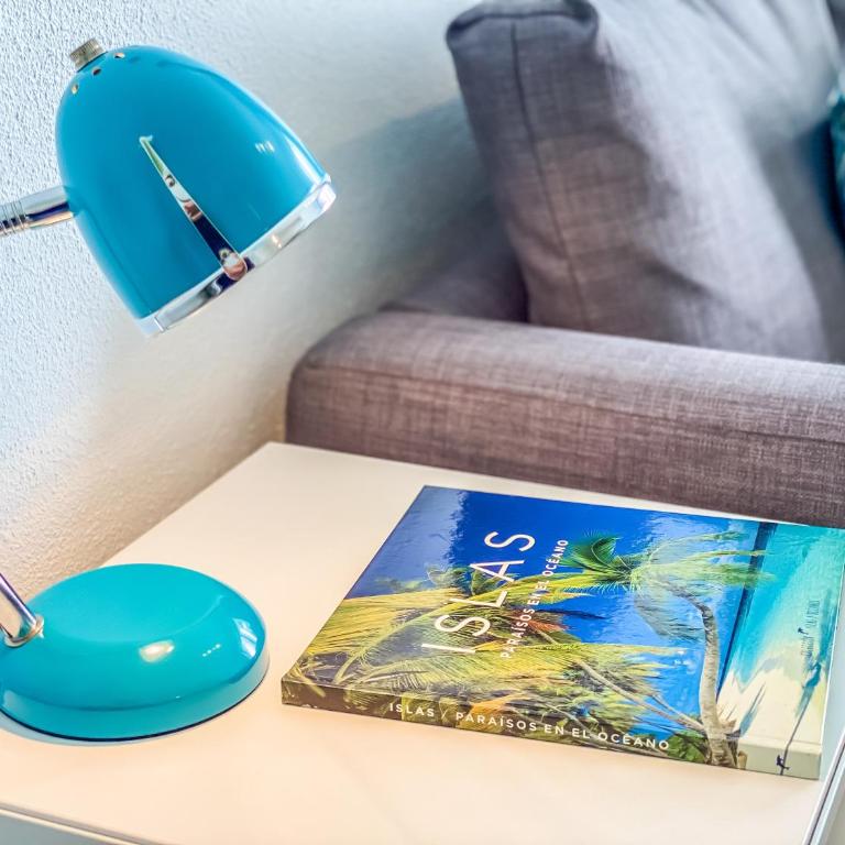 Renteando Albir Apartments - One-Bedroom Apartment with Pool View - 3