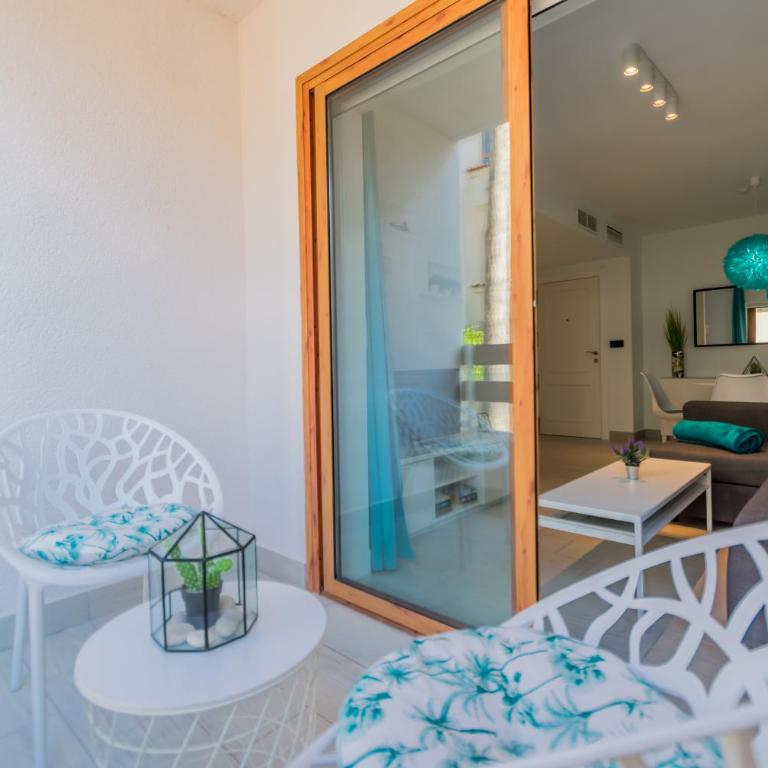 Renteando Albir Apartments - One-Bedroom Apartment with Pool View - 7