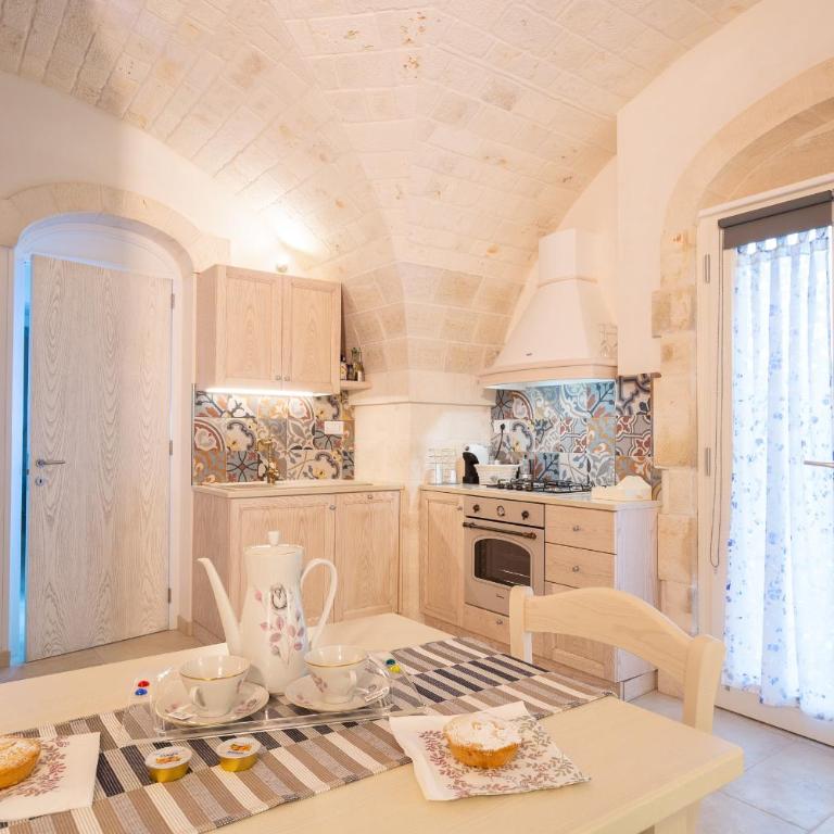 Trullo dei maestri - Suite King con Vasca Idromassaggio - 9