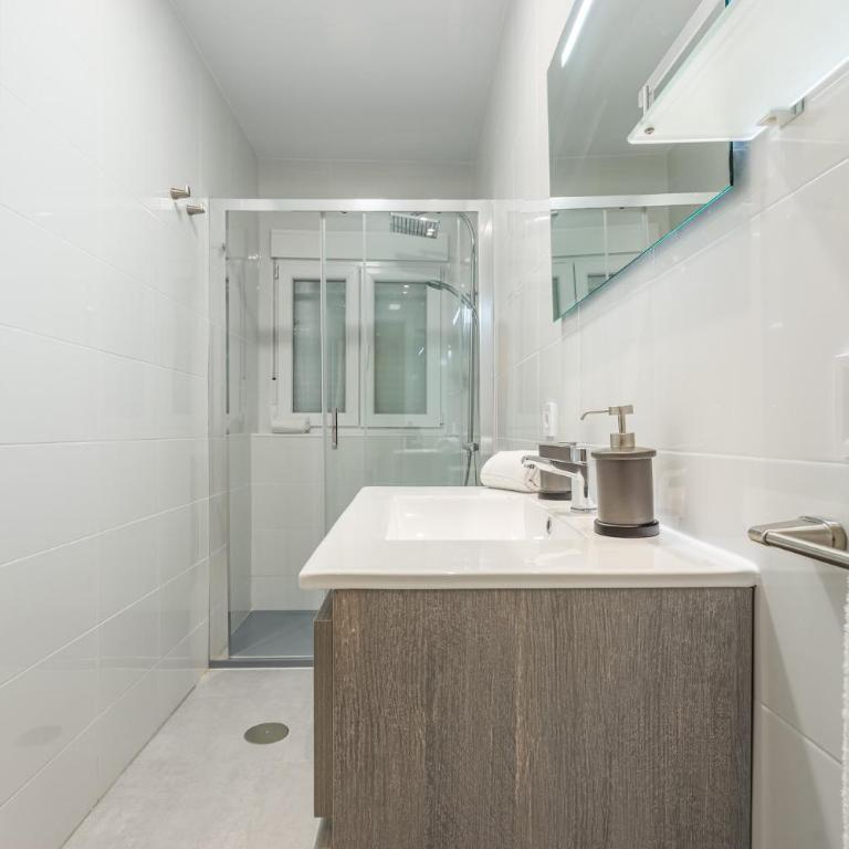 EXCLUSIVO APT 2 HAB-2 BAÑOS-LUMINOSO ↑ CALIDADES - Apartamento de 2 dormitorios - 9