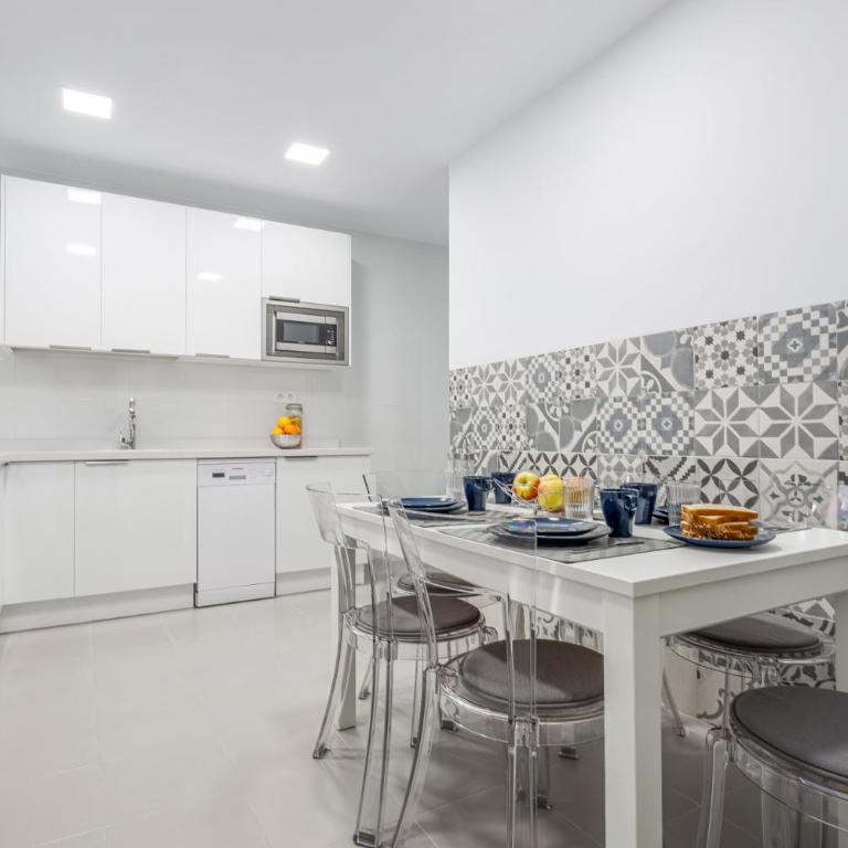 EXCLUSIVO APT 2 HAB-2 BAÑOS-LUMINOSO ↑ CALIDADES - Apartamento de 2 dormitorios - 17