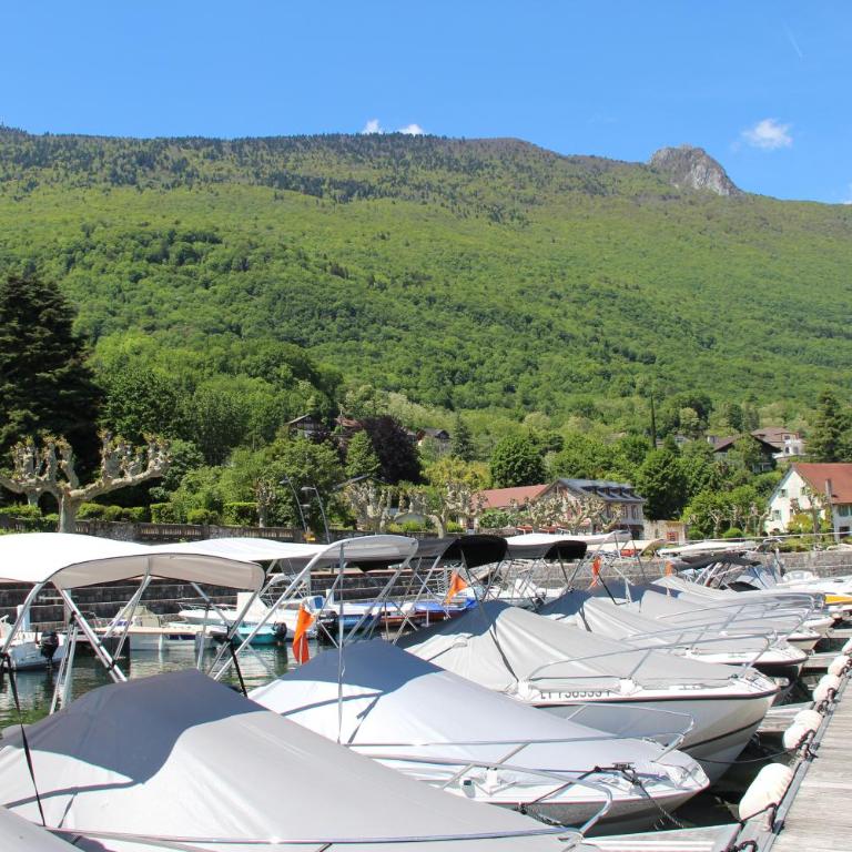 Les Suites du Port - Apartment with Lake View - Free Private Parking - 28
