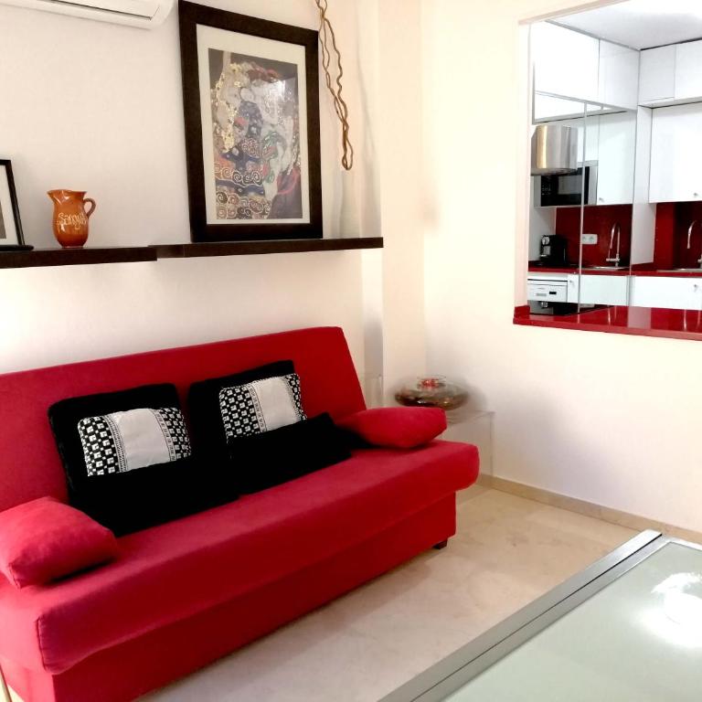 Enric Granados 15 - Three-Bedroom Apartment - 2