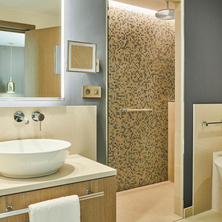 InterContinental Lyon - Hotel Dieu by IHG - Suite Prestige - 3