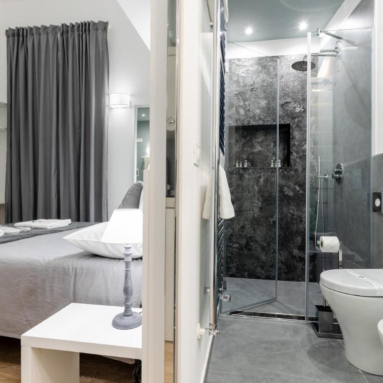 Residenze Chamur Modern & Comfortable Apartments in Palermo - Double Room with Balcony - 7