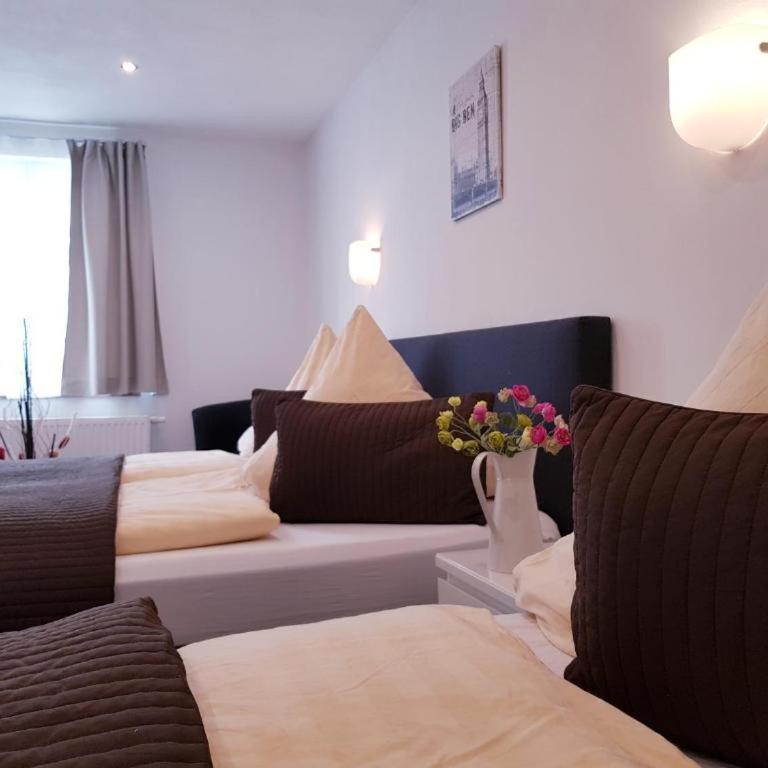 Füssen Apartments - Center Apartments - Deluxe Apartment mit 2 Schlafzimmern und Wohnzimmer - 2