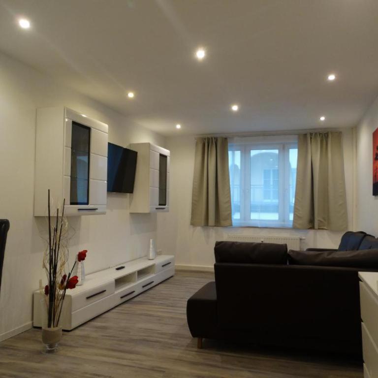 Füssen Apartments - Center Apartments - Deluxe Apartment mit 2 Schlafzimmern und Wohnzimmer - 3