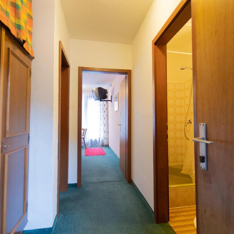 Hotel Vanda - Economy Doppelzimmer - 4