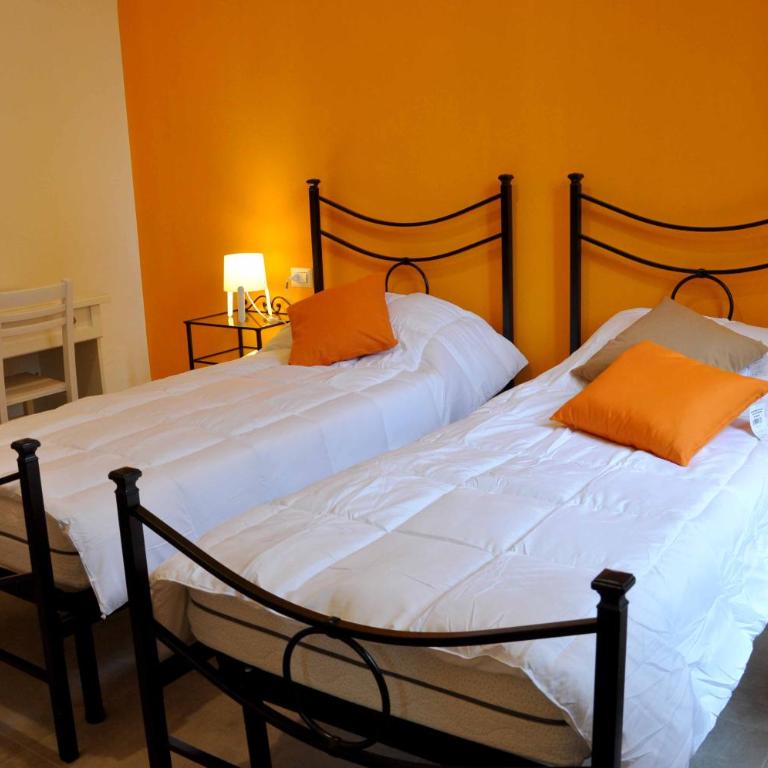 S'arenada - Twin Room with Private Bathroom - 3