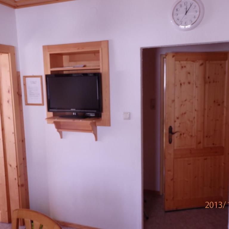 Apartments Haus Steinbock - Apartment mit 2 Schlafzimmern und Balkon - 1
