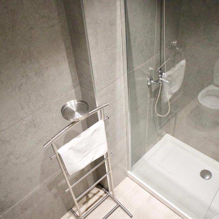 Moraza - Local Rentss - Apartamento - 16