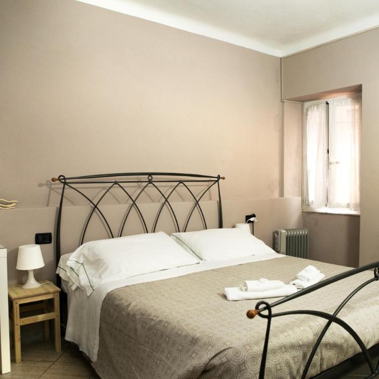 Vernazza2010 Rooms - Doppelzimmer - 9