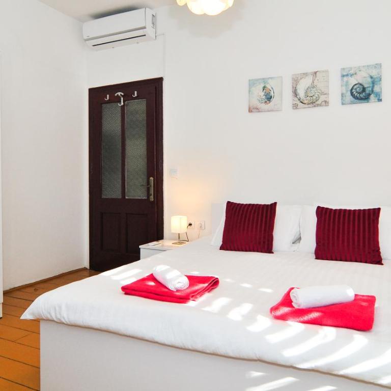 Holiday Home Maris - Three-Bedroom House - 17