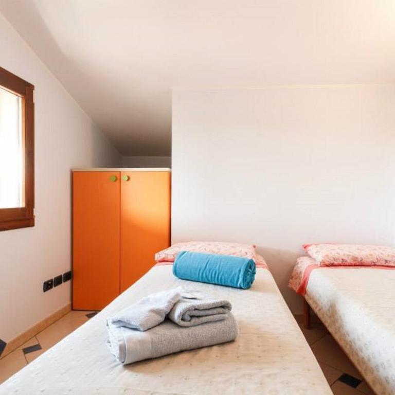 Giaco's Apartments 1 - Two-Bedroom Apartment - 9