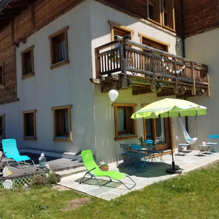 Appartement 58m2 avec jardin & terrasse dans chalet - Apartment mit 2 Schlafzimmern - 10