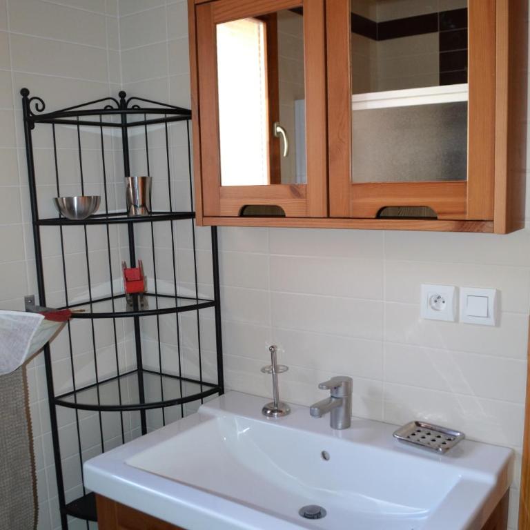 Appartement 58m2 avec jardin & terrasse dans chalet - Apartment mit 2 Schlafzimmern - 6