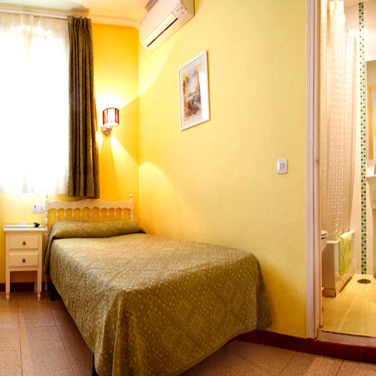 Hostal Los Alpes - Single Room - 1