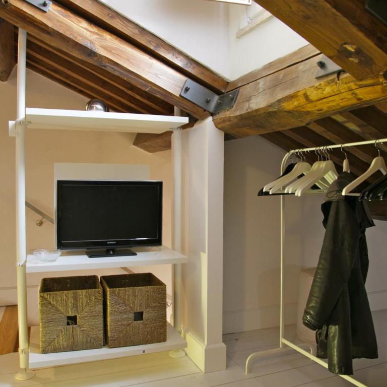 La Colombaia Nel Castello - Appartamento su 2 Livelli con 1 Camera da Letto - 64