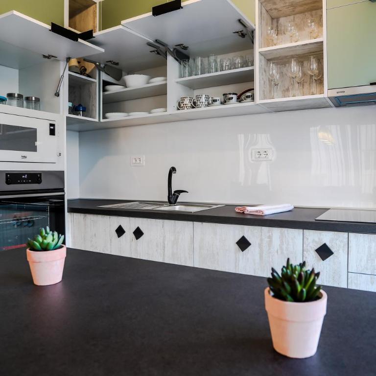 Montesun Boka Apartments - Two-Bedroom Apartment - 39