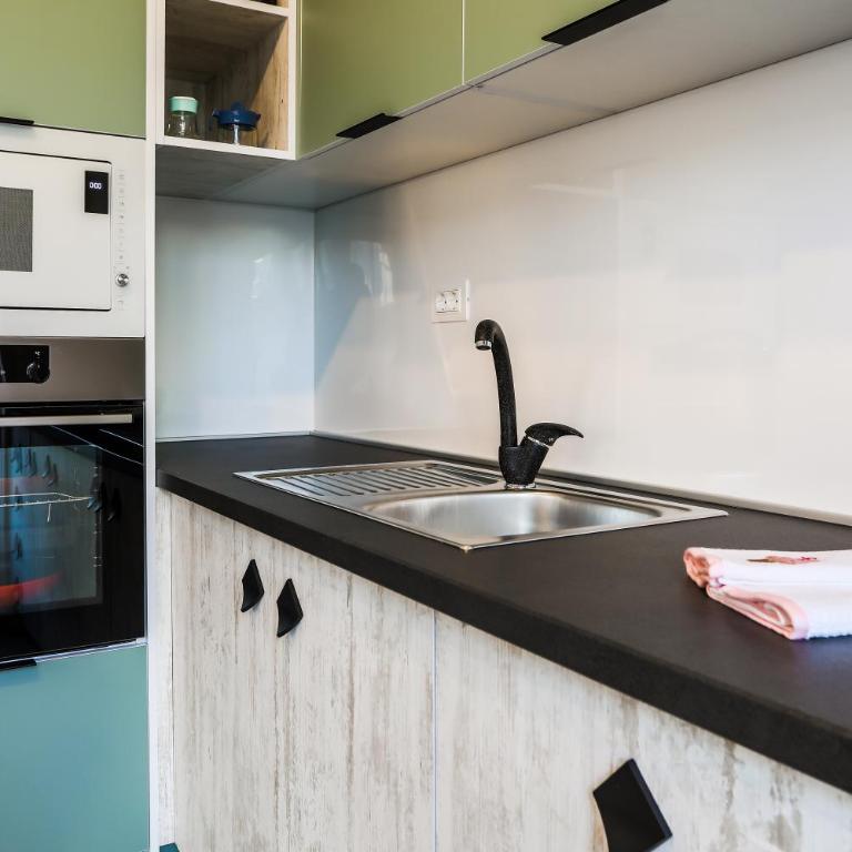 Montesun Boka Apartments - Two-Bedroom Apartment - 35