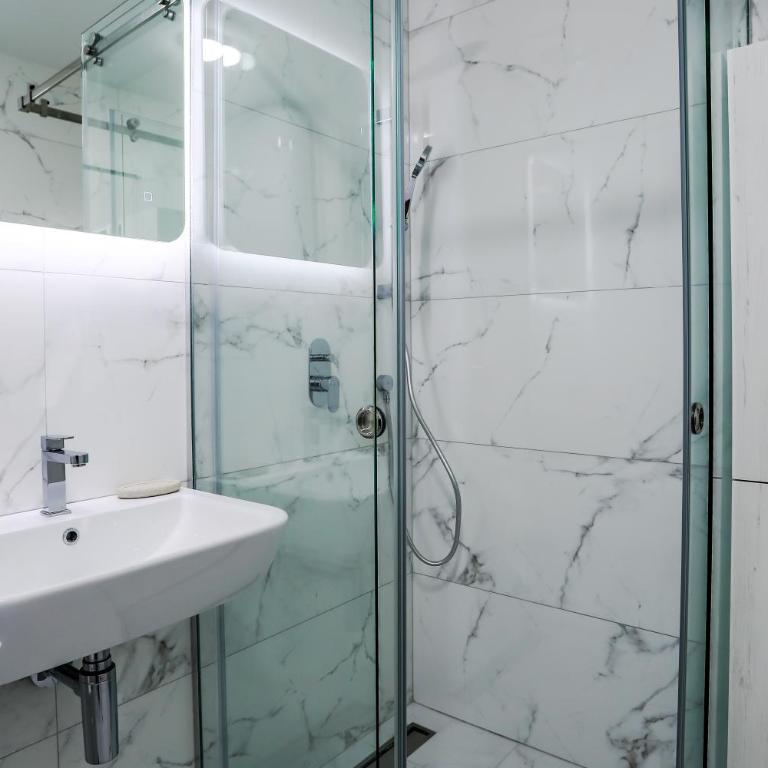 Montesun Boka Apartments - Two-Bedroom Apartment - 29