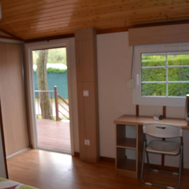 Camping Fuentes Blancas - Bungalow sin cocina (2 adultos) - 8