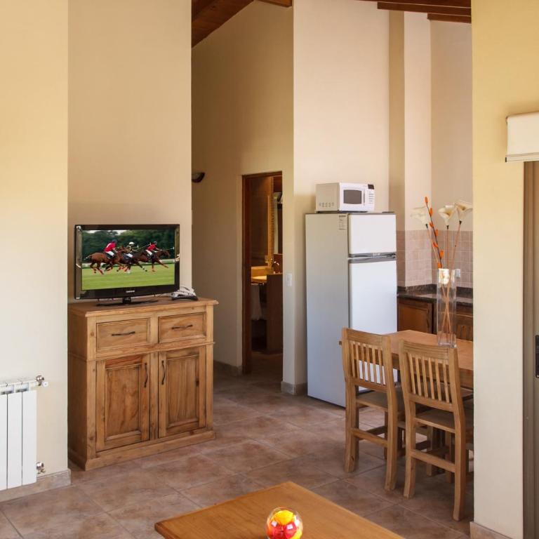 Alpemar Apart Hotel & Spa - Superior One-Bedroom Apartment - 3