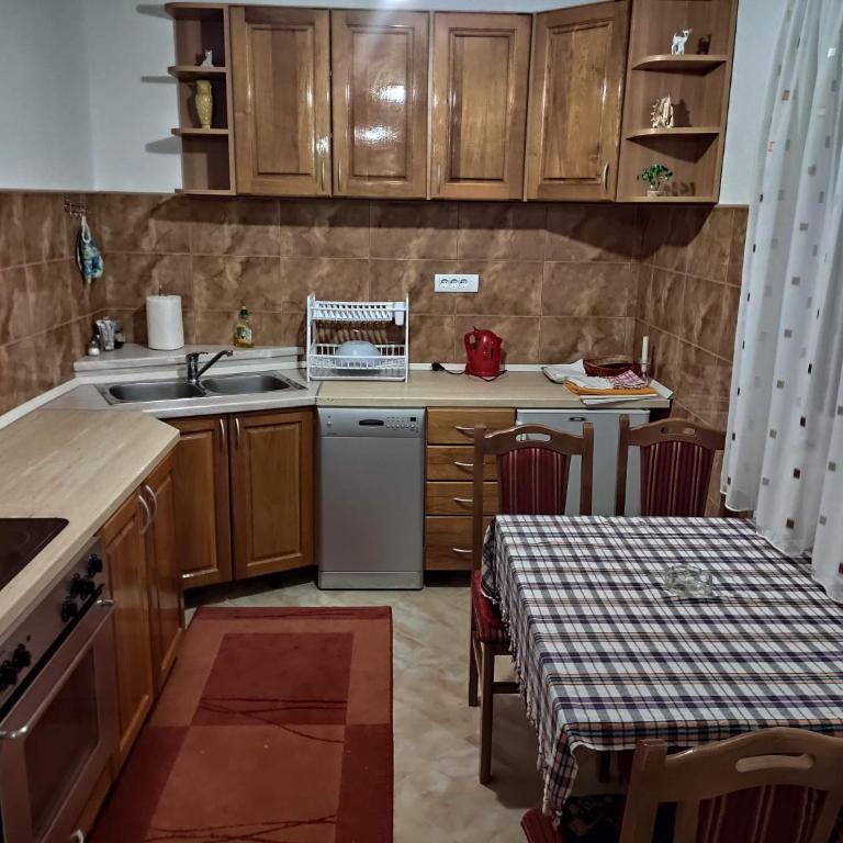 Apartman KALJEVIĆ - Apartman sa 2 Spavaće Sobe - 11