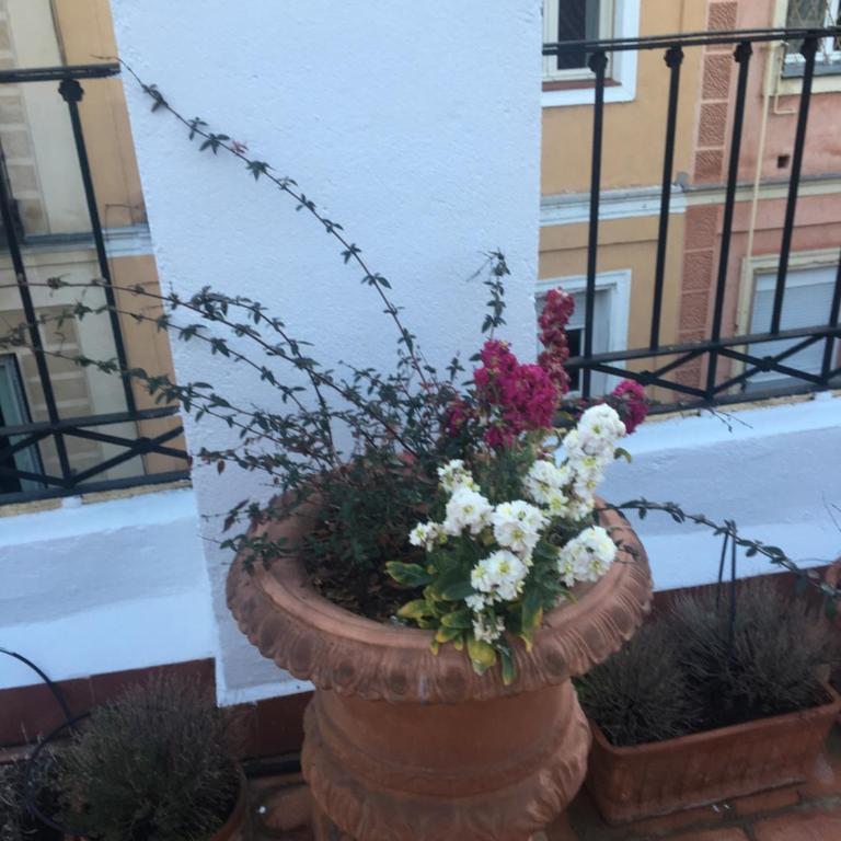 Spacious Penthouse with Large Terrace in Malasaña - Apartment with Terrace - 33