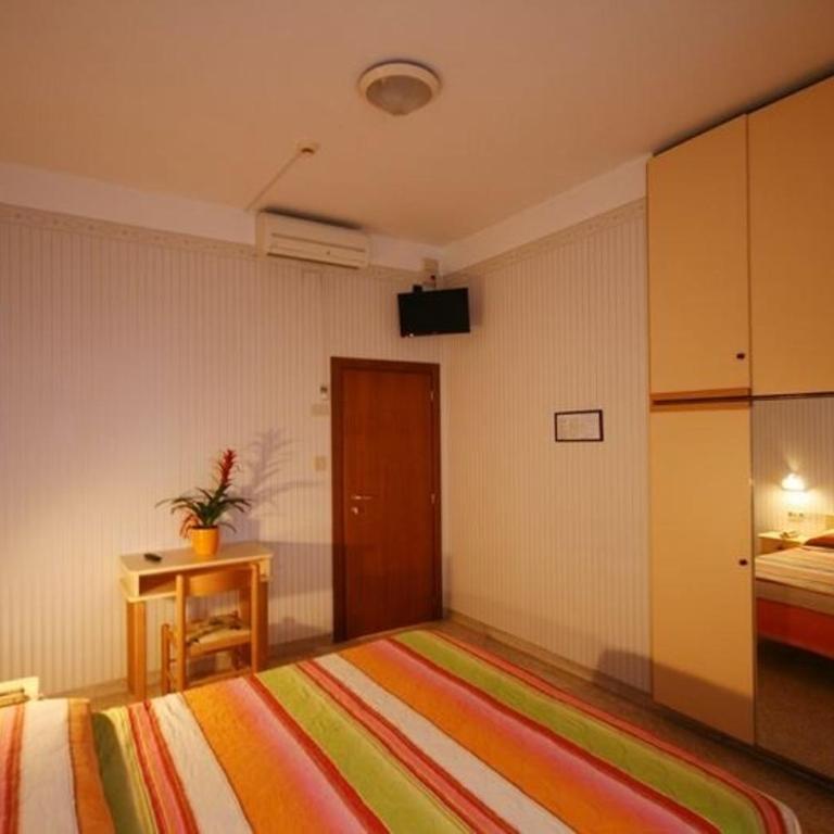 Hotel Cosmos - Camera Singola - 1