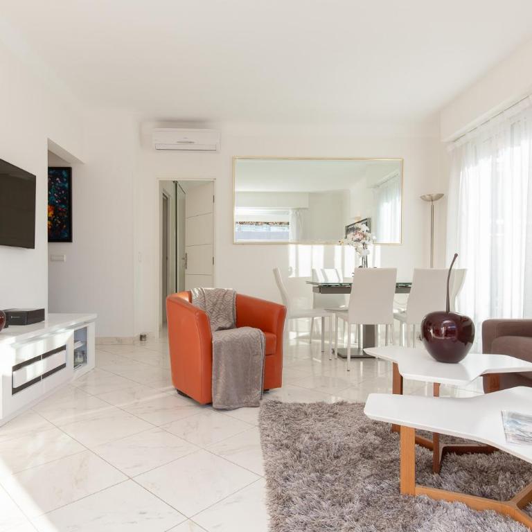 MARIOTT AREA: SUNNY 2 BEDS /2 BATHS - Apartamento - 10