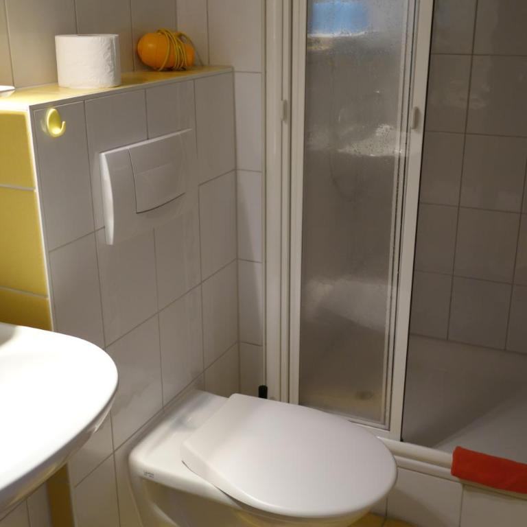 ARNOLDS Bed & Breakfast - Standard Double Room - 4