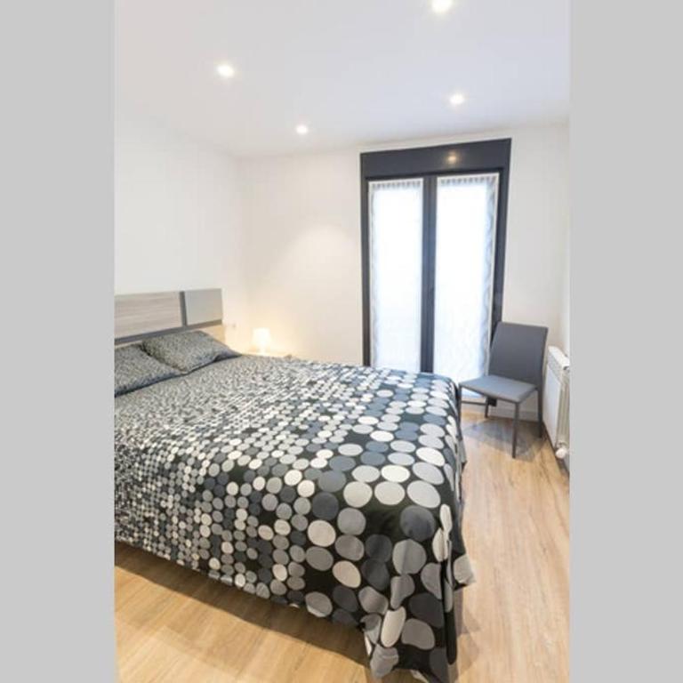 Apartamento 1º B · Apartamentos La Catedral - Two-Bedroom Apartment - 1