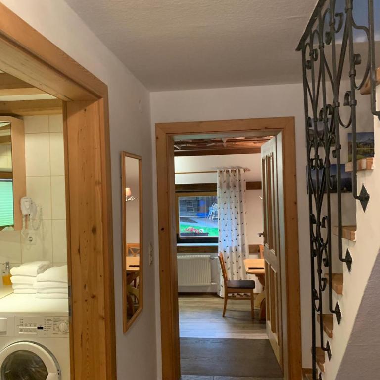 's Gasthäusl - Apartment mit 2 Schlafzimmern und Badezimmer - 8