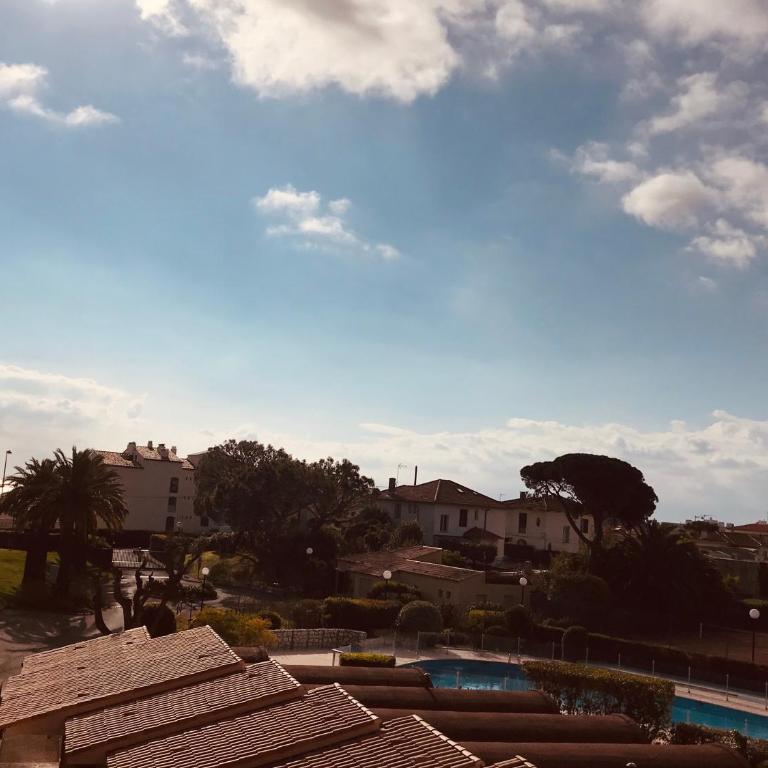 Appartement 2 pieces, renove, 2 piscines+tennis, mer, climatisation - Appartement Deluxe - 19