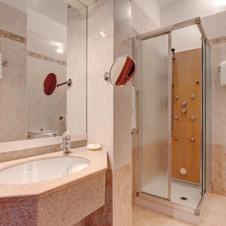 Hotel Napoleon - Junior Suite - 5