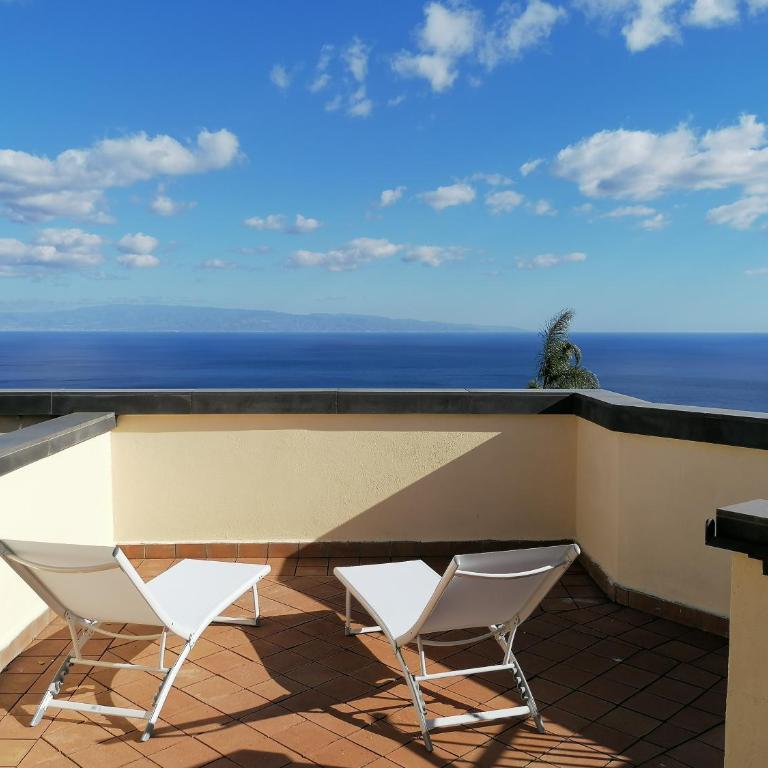 Taormina Panoramic Apartment - Taormina Holidays - Appartamento con Vista Mare - 4