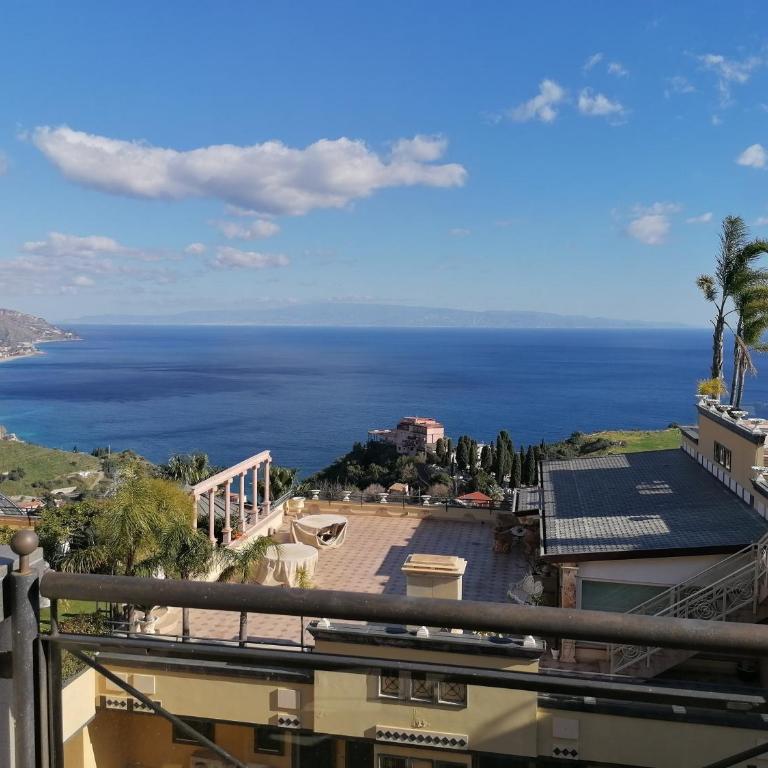 Taormina Panoramic Apartment - Taormina Holidays - Appartamento con Vista Mare - 16