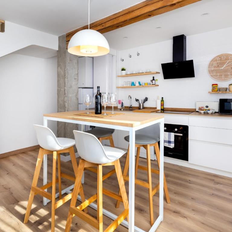 Living Albayzin. Parking & Wifi - One-Bedroom Apartment - 26