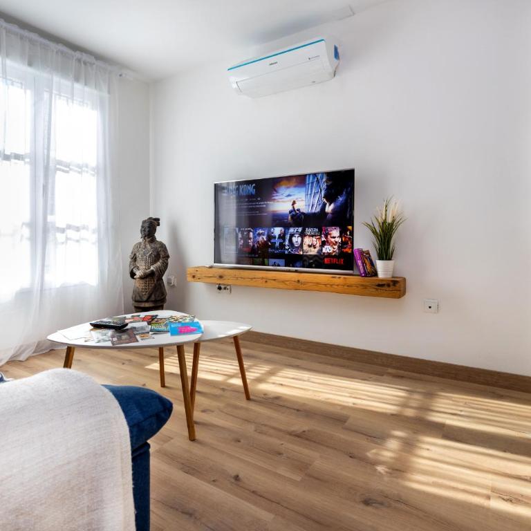 Living Albayzin. Parking & Wifi - One-Bedroom Apartment - 23
