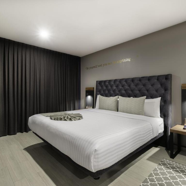 Bedford Hotel - Superior King Room - 2