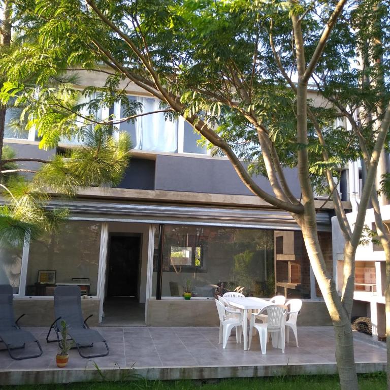 Casa en Zona Parque San Carlos - Casa de 2 dormitorios - 1