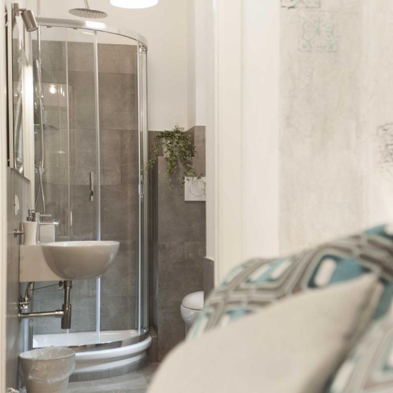 Sleep In Udine - Chambre Triple avec Salle de Bains Privative - 2