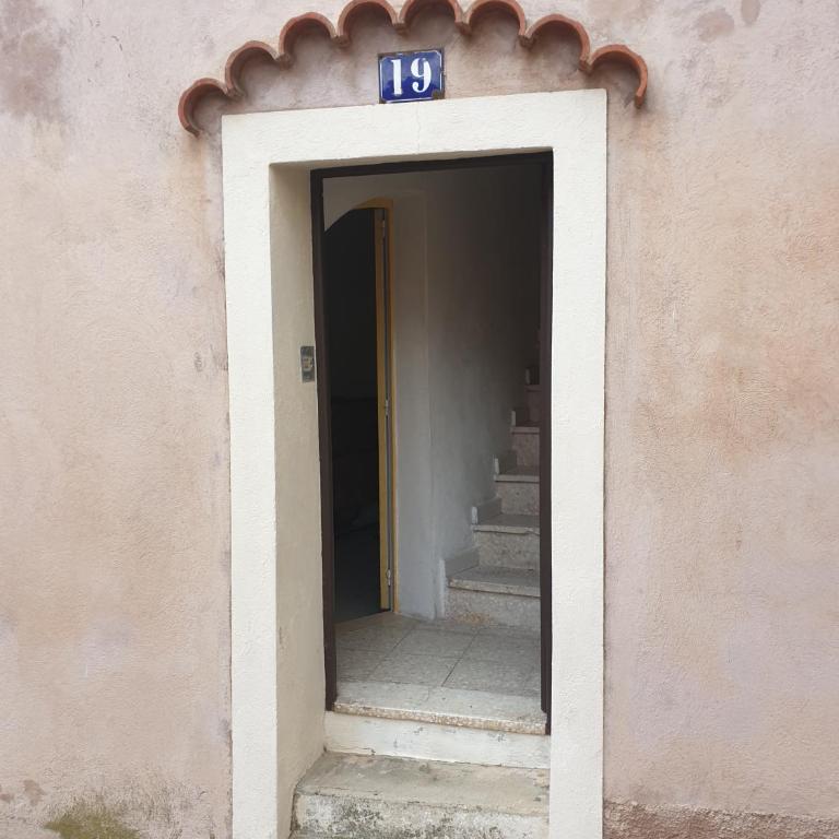 Rue du Vieux Château - Beau F2 avec Vue Mer Exceptionnelle - Refait a neuf - Appartement 1 Chambre - 2