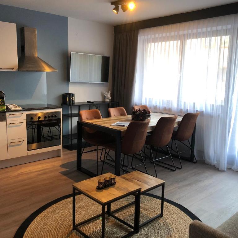 Dahoam by Sarina - Village Appartements incl Zell am See - Kaprun Summercard - Apartment mit 2 Schlafzimmern und Balkon - 1