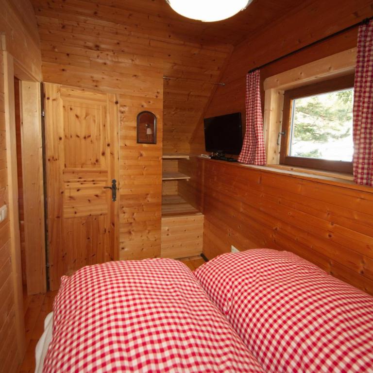 Falkert-Hütte „Beim Almöhi" - Chalet mit Bad - 9